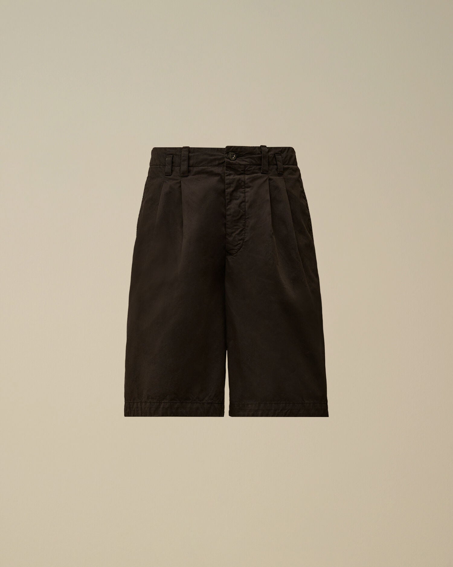 Cotton Gabardine Loose Pinces Shorts, BLACK