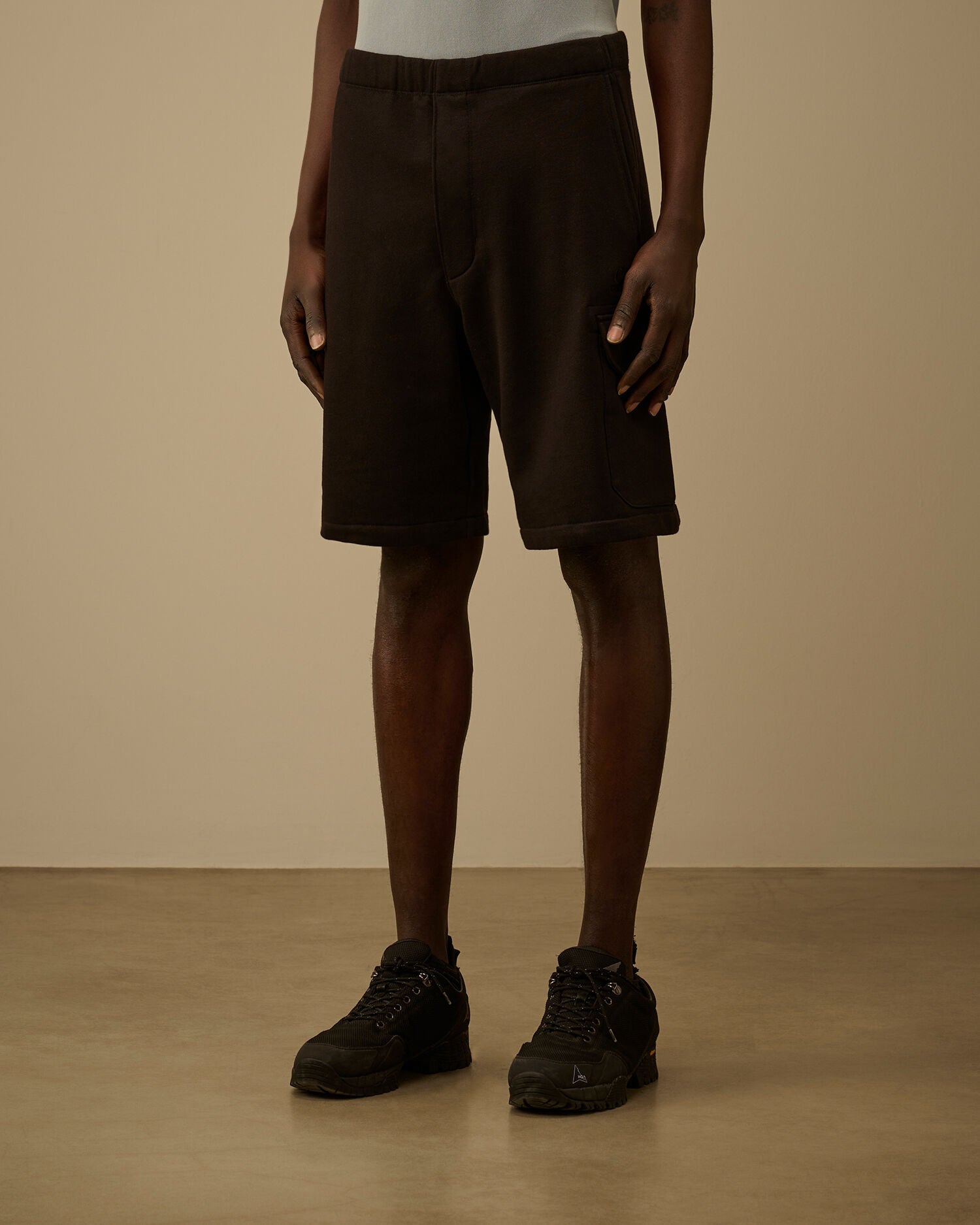 Diagonal Raised Fleece Cargo Sweatshorts, BLACK