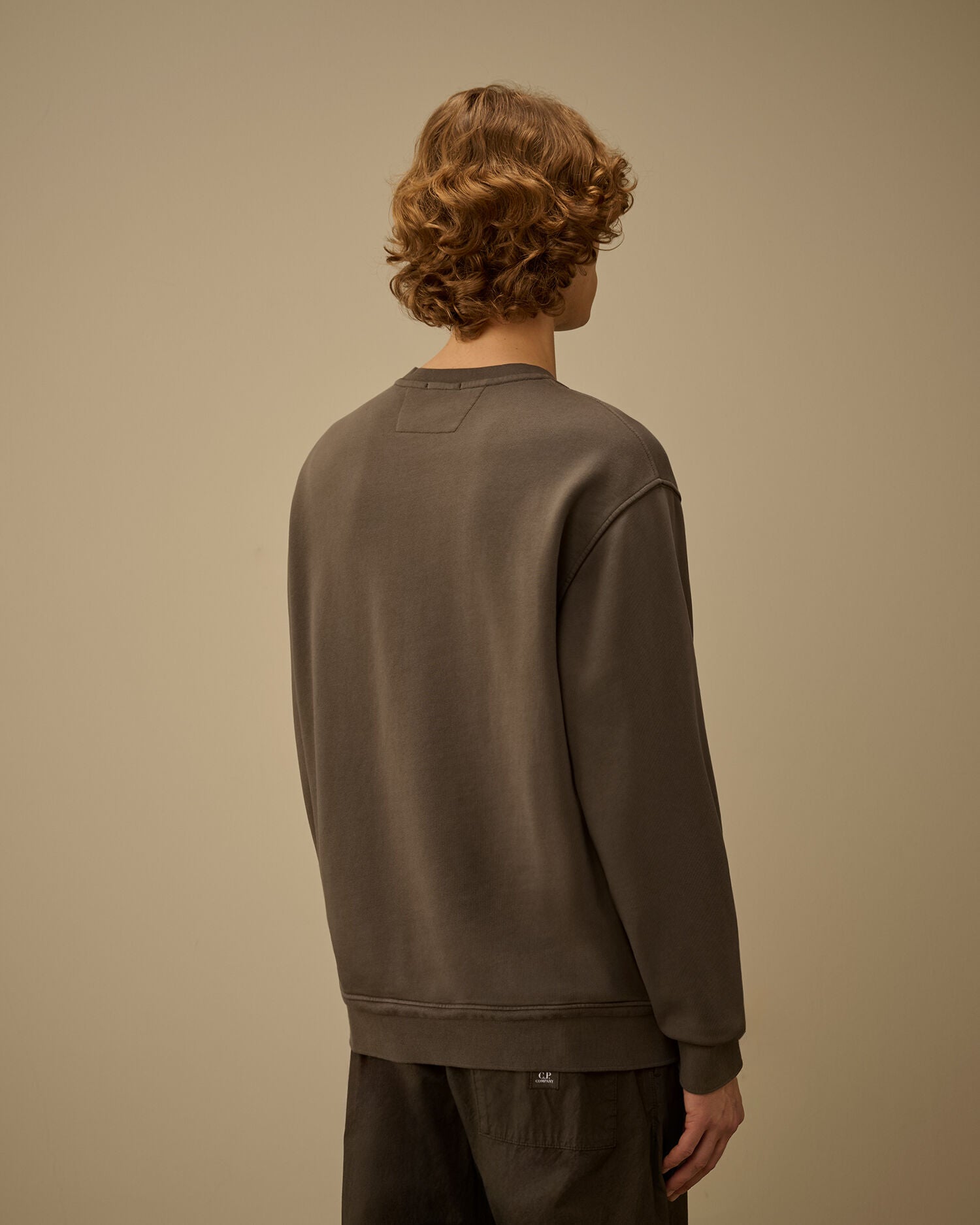 Cotton Diagonal Fleece Resist Dyed Crewneck Logo Sweatshirt, GUNMETAL - GREY