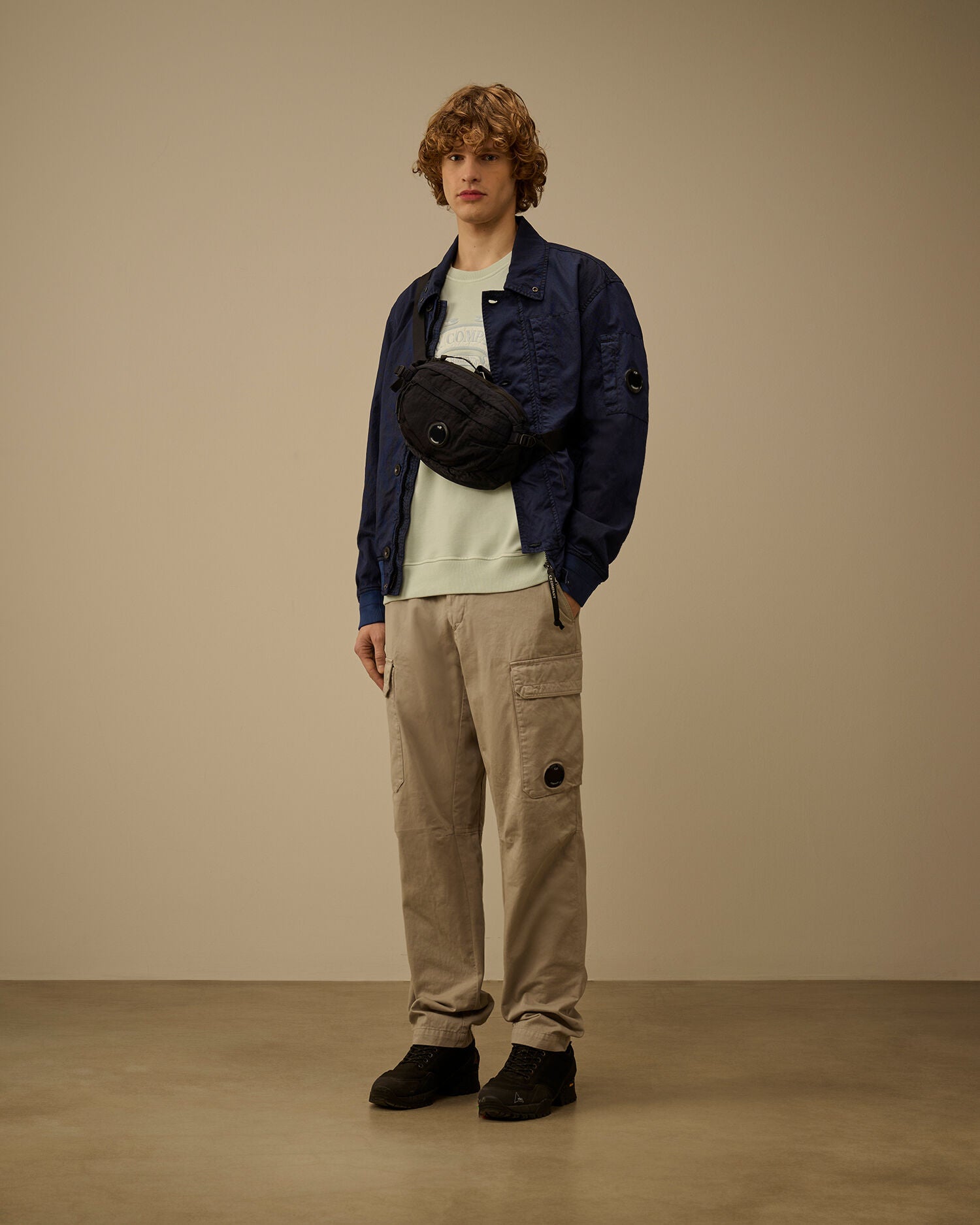 Diagonal Fleece Boxy Logo Crewneck Sweatshirt, MISTY BLUE
