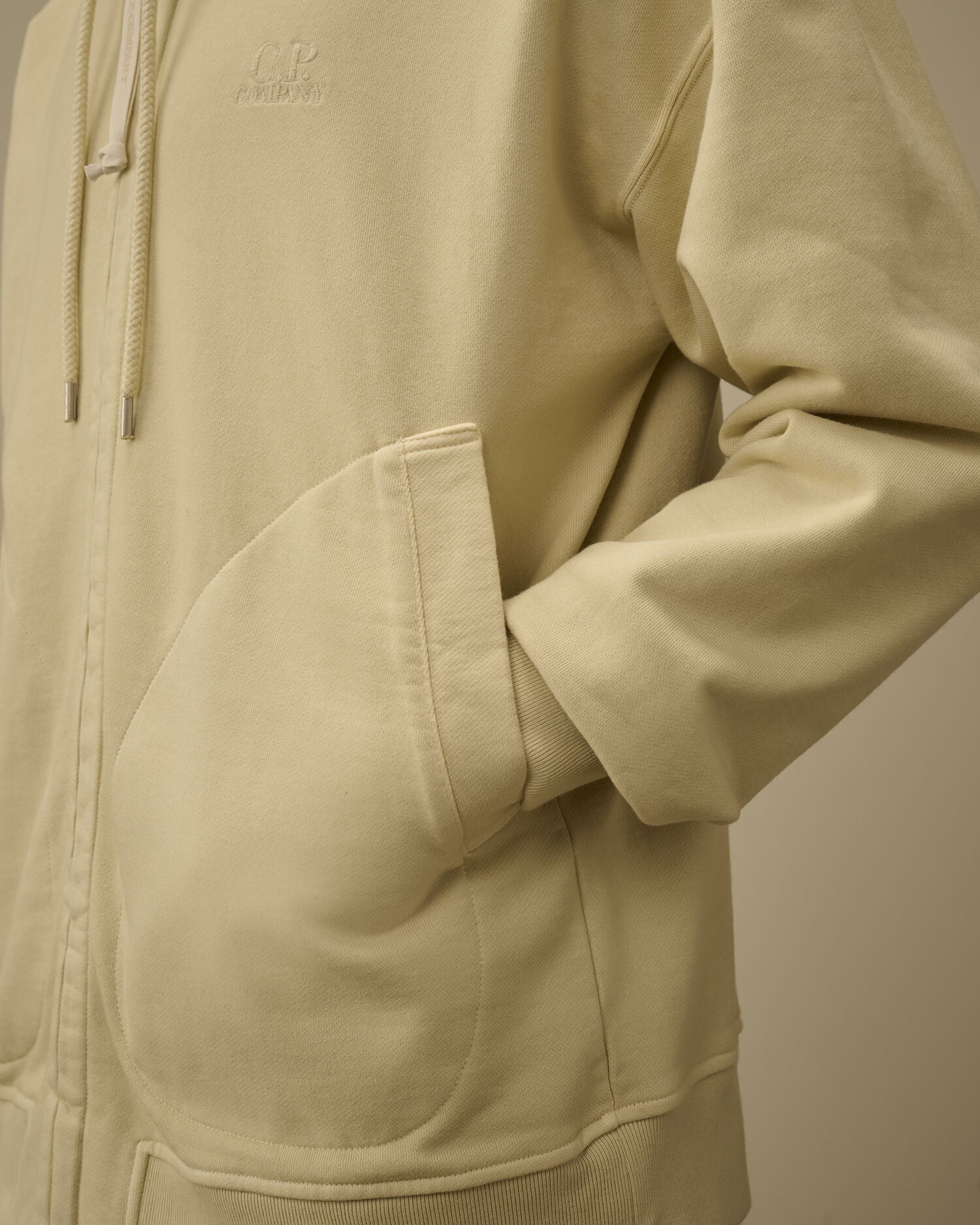 Diagonal Fleece Boxy Zip Hooded Sweatshirt, FROZEN DEW - WHITE