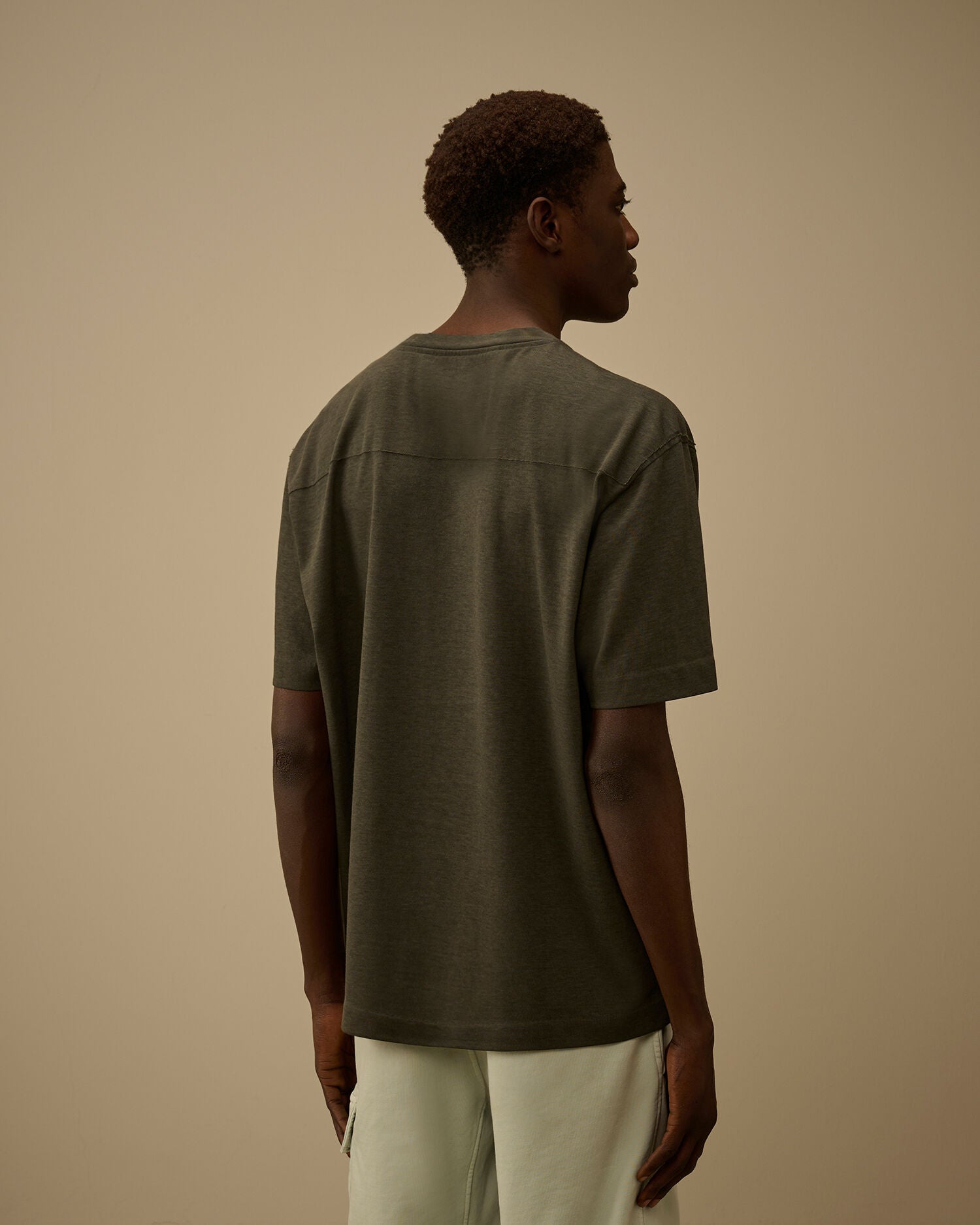 20/1 Jersey Plated Logo T-Shirt, GUNMETAL - GREY