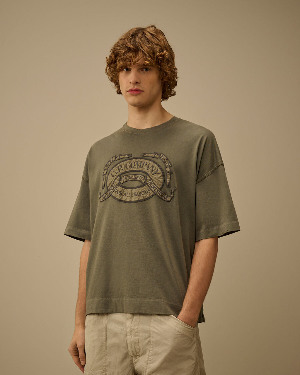 20/1 Jersey Short Sleeve Boxy Logo T-Shirt, GUNMETAL - GREY